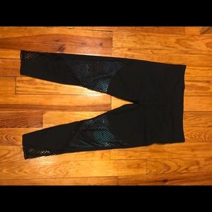 XL Fabletics mesh leggings